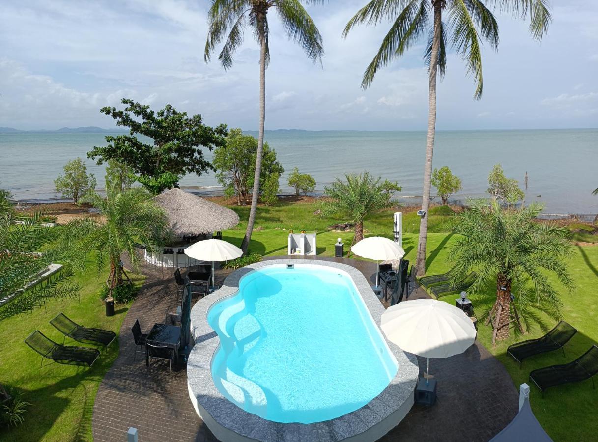 Ganze Villa Beachfront-Pool-Villa-Apartment Koh Chang Exterior photo